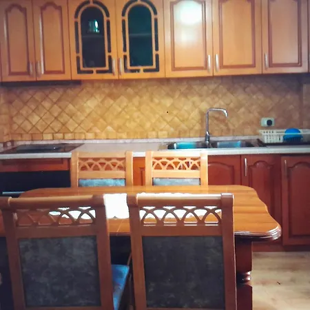 Your At The * דורס